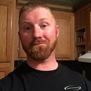 Meet your Posher, Dennis